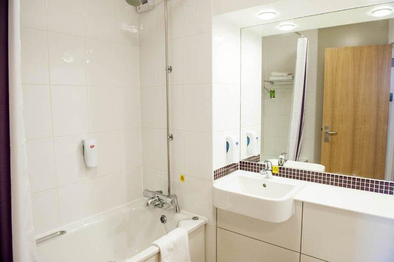 Premier Inn Kilmarnock Bagian luar foto